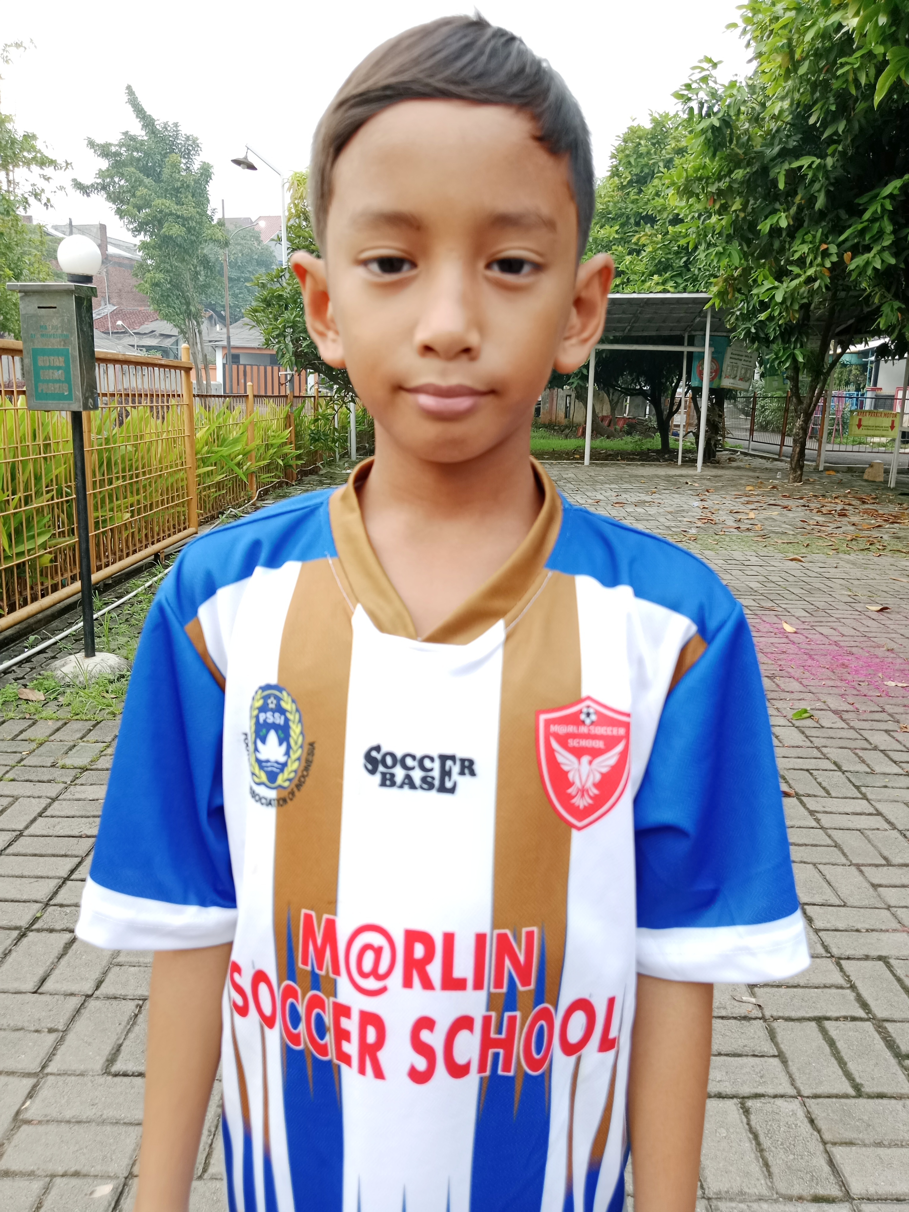 Kenzie Kamoyaqi Veroni